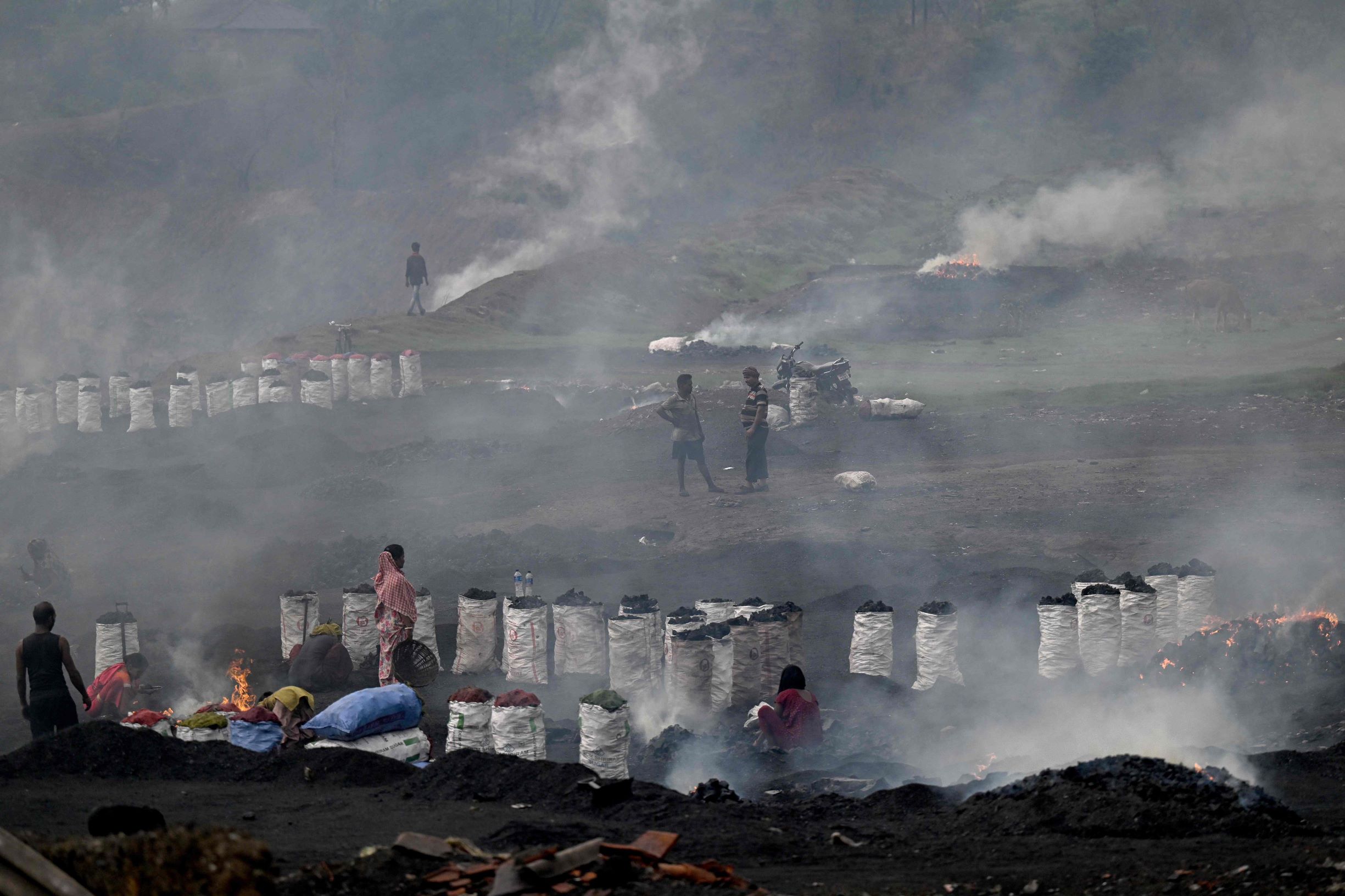 إنتاج قياسي للفحم الهندي .. 8.5 مليون طن متري في الربع الأول