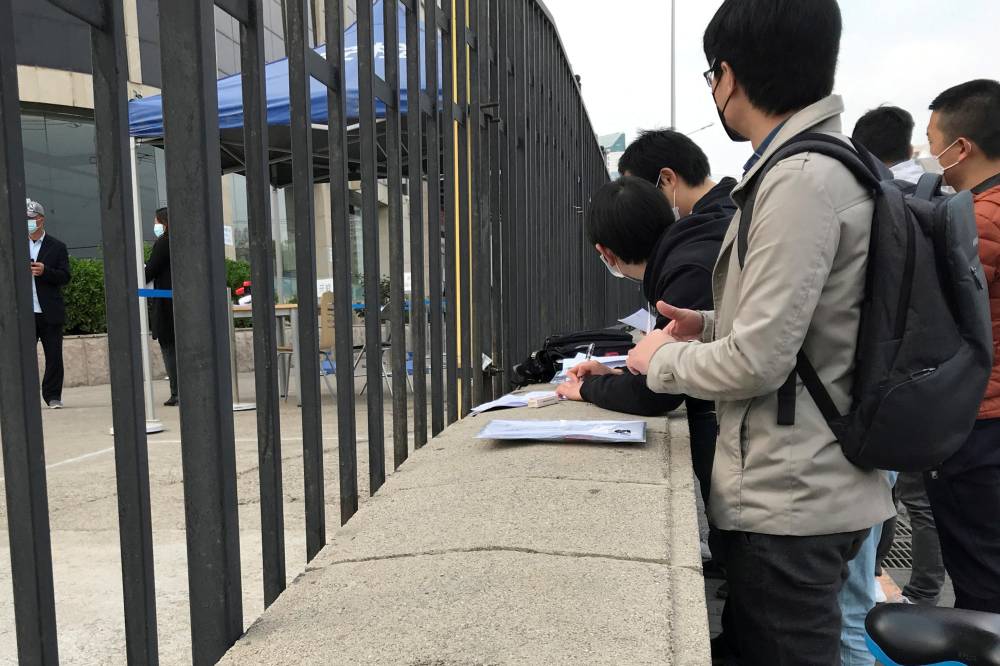 نسبة قياسية لبطالة الشباب بين 16 و24 عاما بلغت 21.3 في المائة في يونيو.