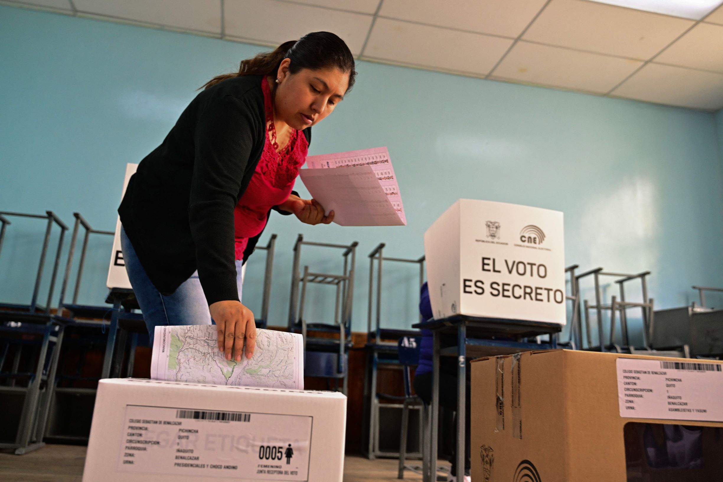 الإكوادور تختار رئيسا جديدا وسط موجة عنف غير مسبوقة