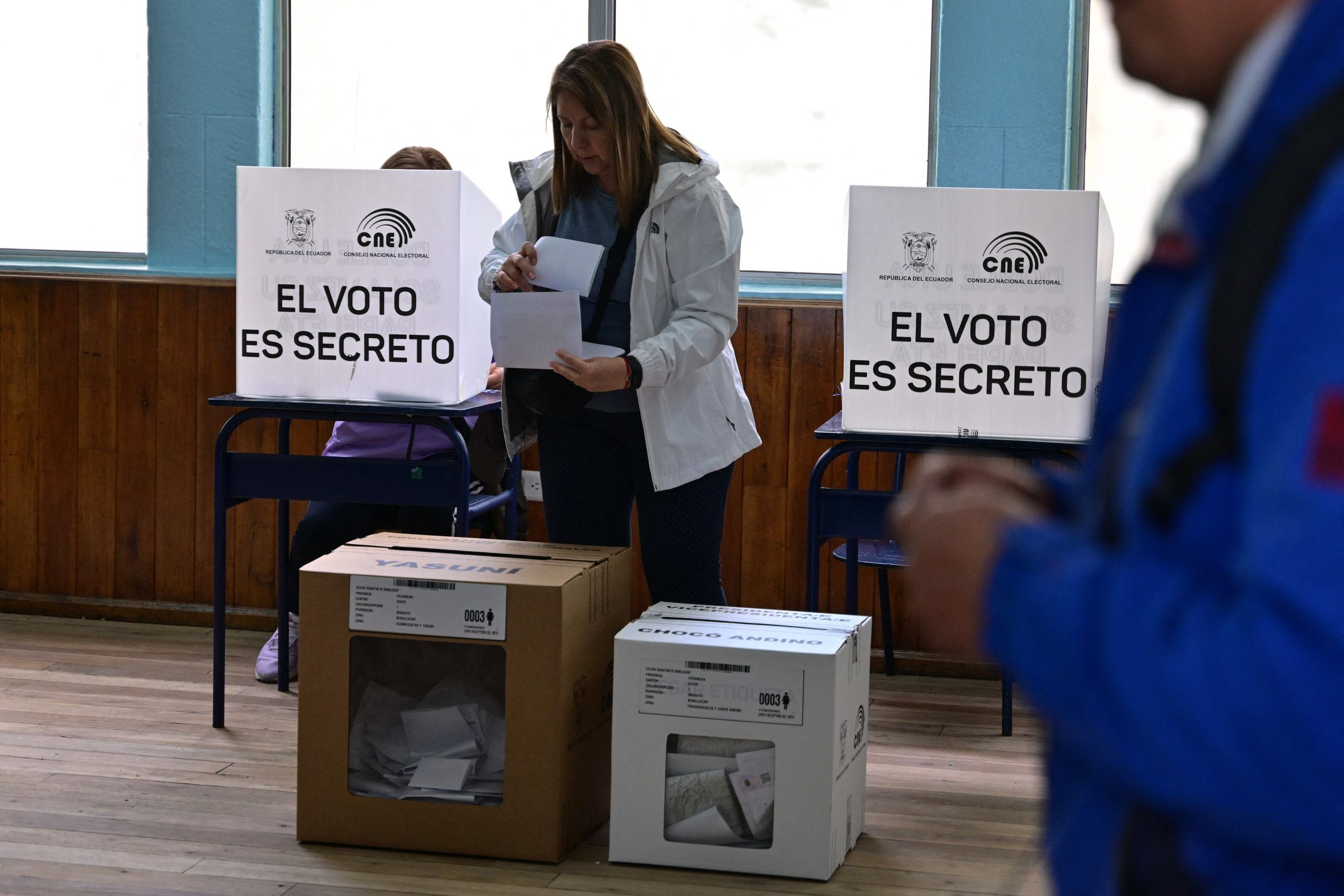 الإكوادور تختار رئيسا جديدا وسط موجة عنف غير مسبوقة