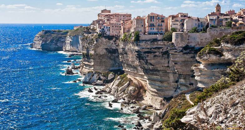 ديفيد تشالمرز: نحن سادة العوالم الافتراضية التي نبتكرها