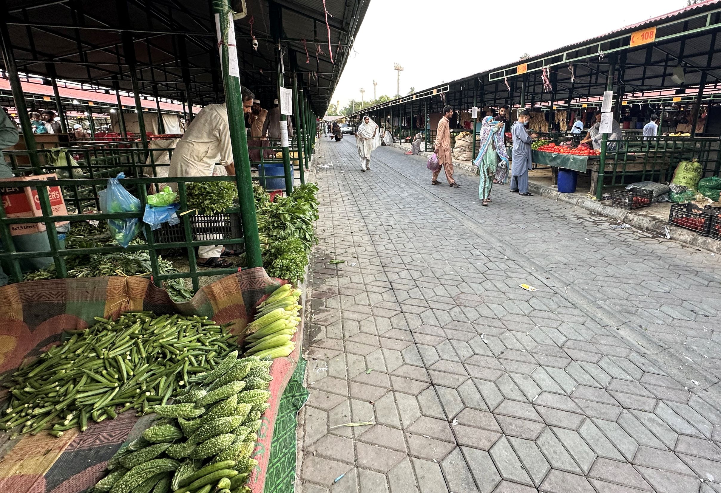 تأثر الخضراوات بزيادة أسعار الوقود في باكستان