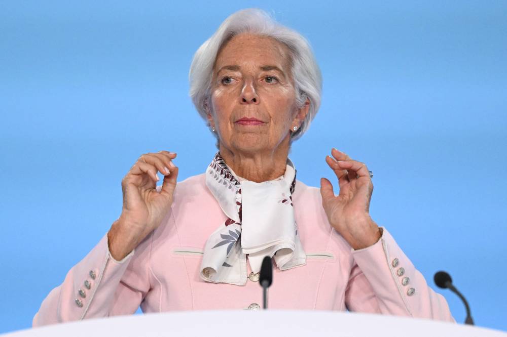 «المركزي الأوروبي» محذرا: من الخطأ المراهنة على خفض الفائدة في النصف الأول من 2024