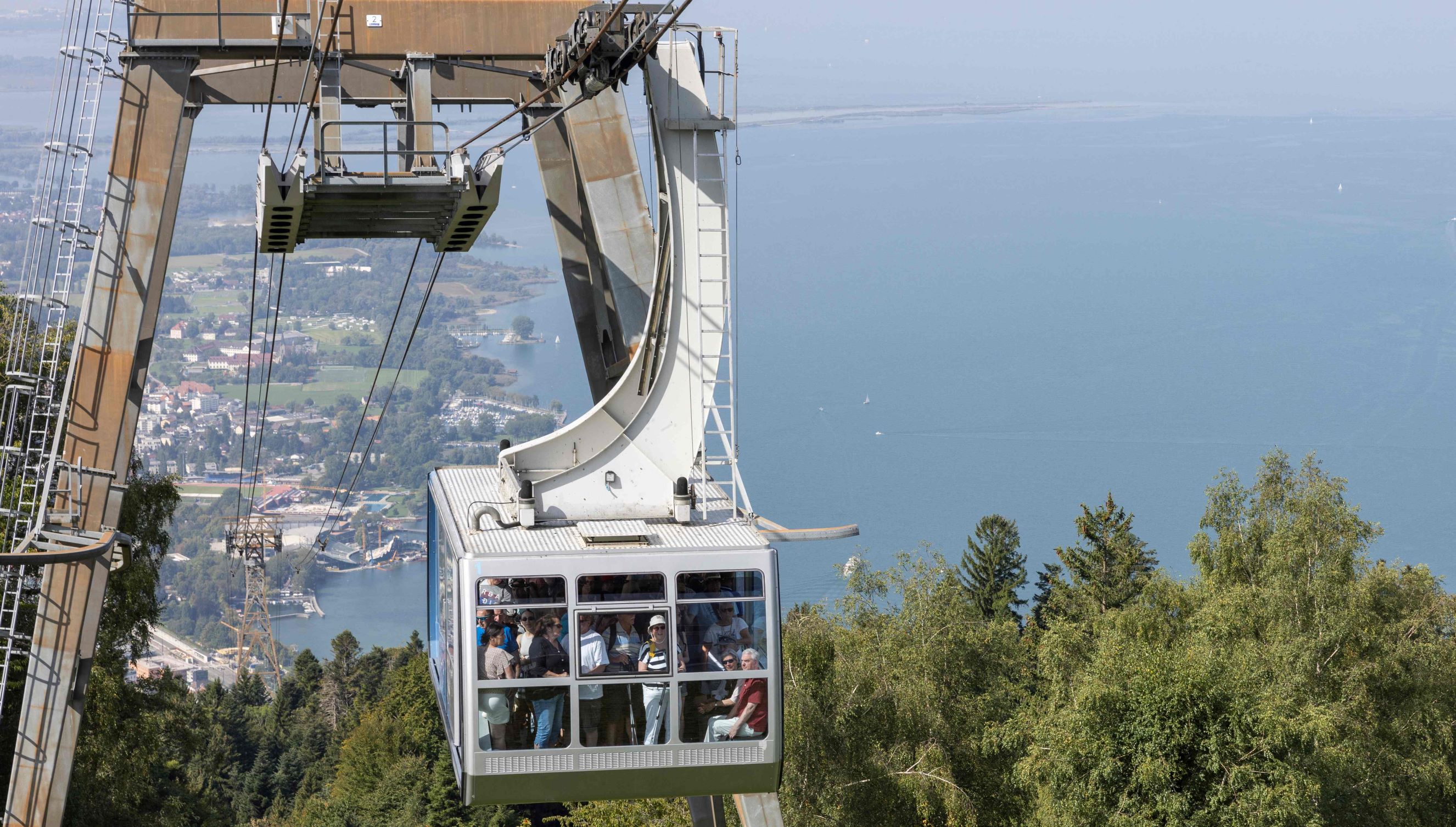 سياحة التلفريك الفرنسية صناعة نمساوية