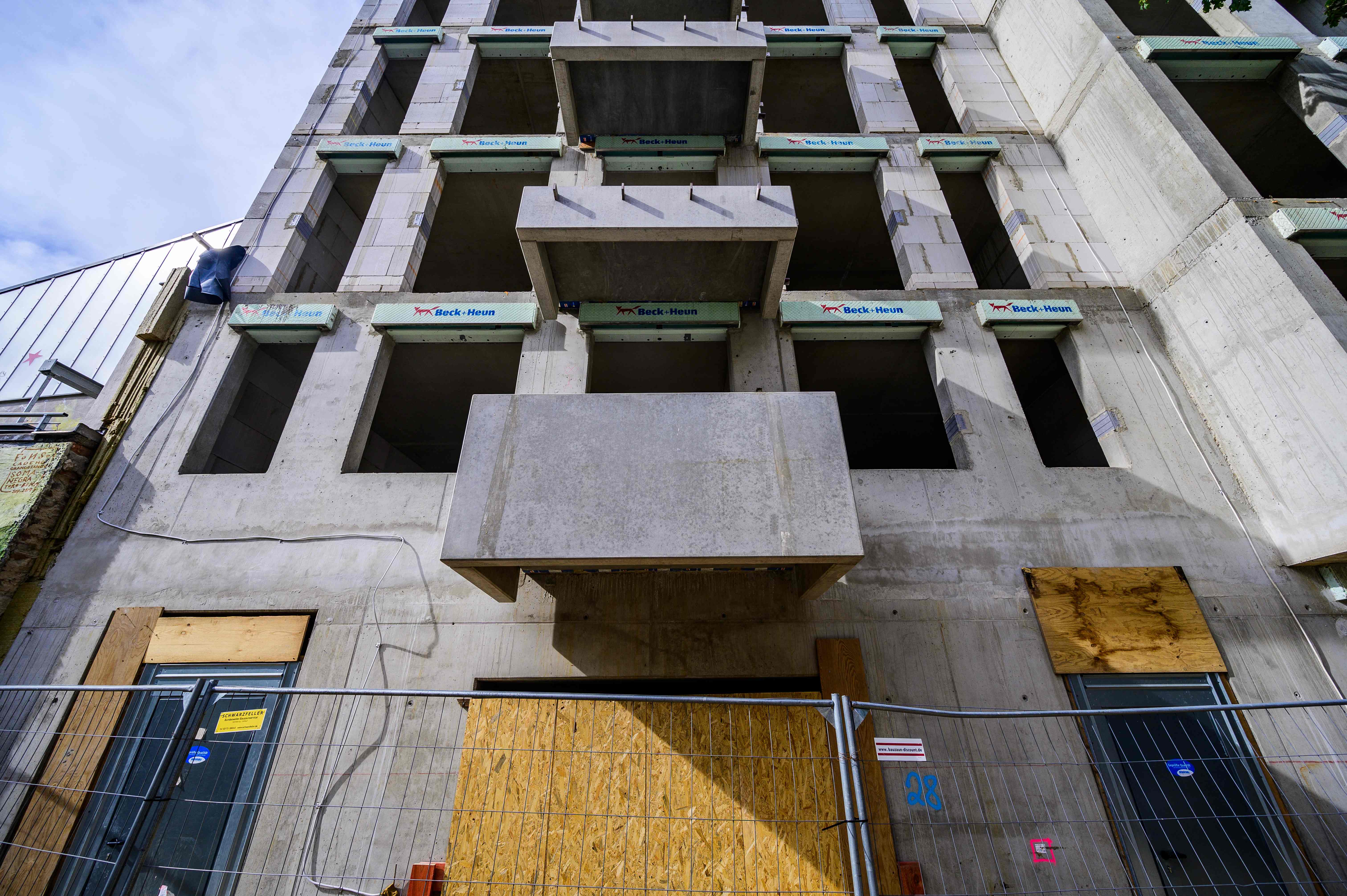 ألمانيا .. القطاع العقاري يغرق في الأزمة