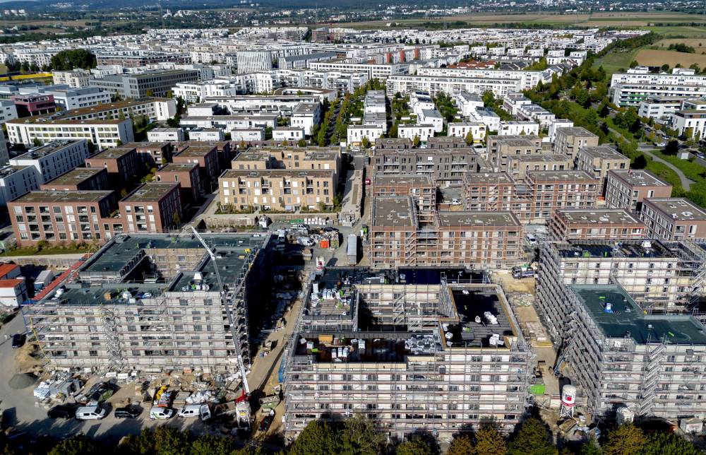 ألمانيا تتلقى ضربة قاسية بسبب أزمة القطاع العقاري .. شركات تفلس ومشاريع تتوقف