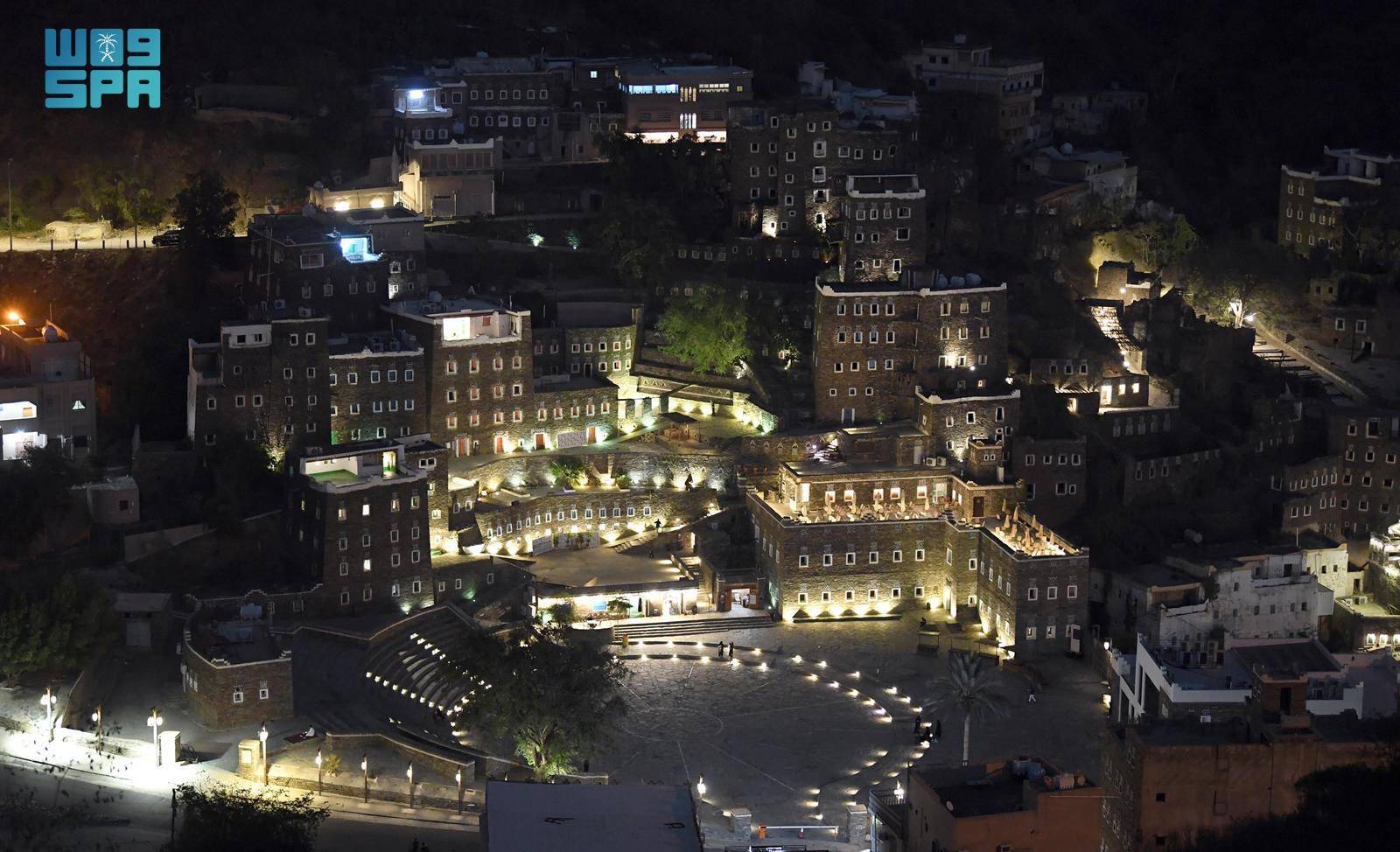 قمم السودة .. المنعطف الأهم لانطلاق سياحة عسير للعالمية