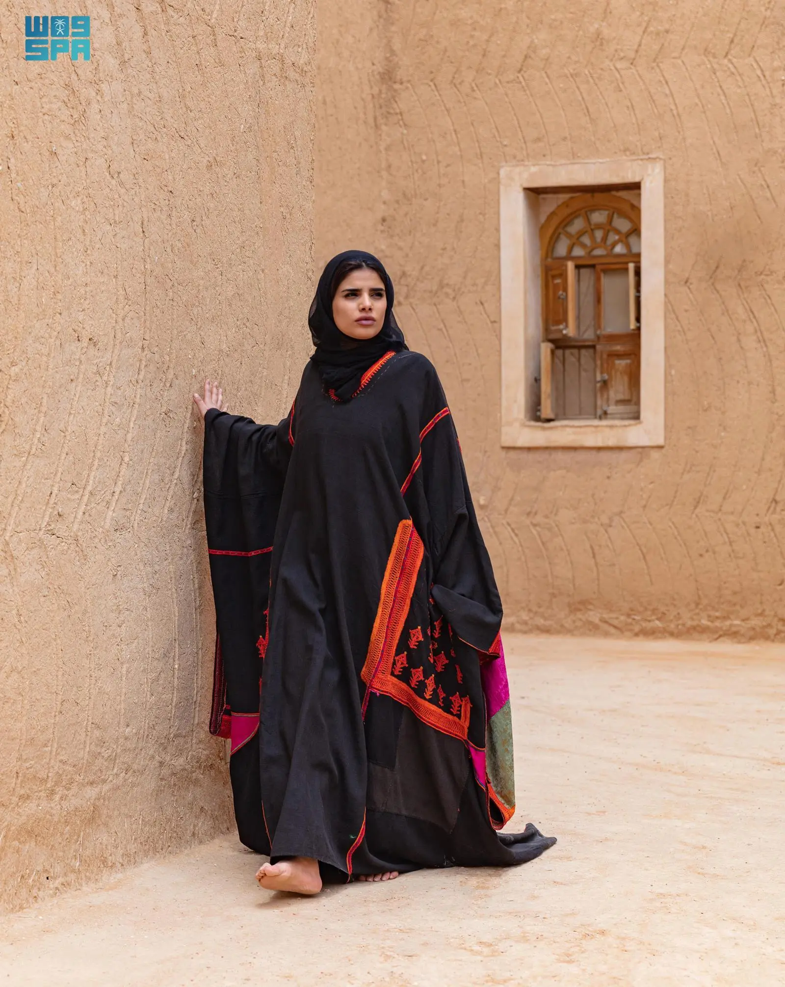 تحت رعاية حرم ولي العهد .. "الدارة" تدشن إصدارا عن الأزياء التقليدية السعودية في الوسطى