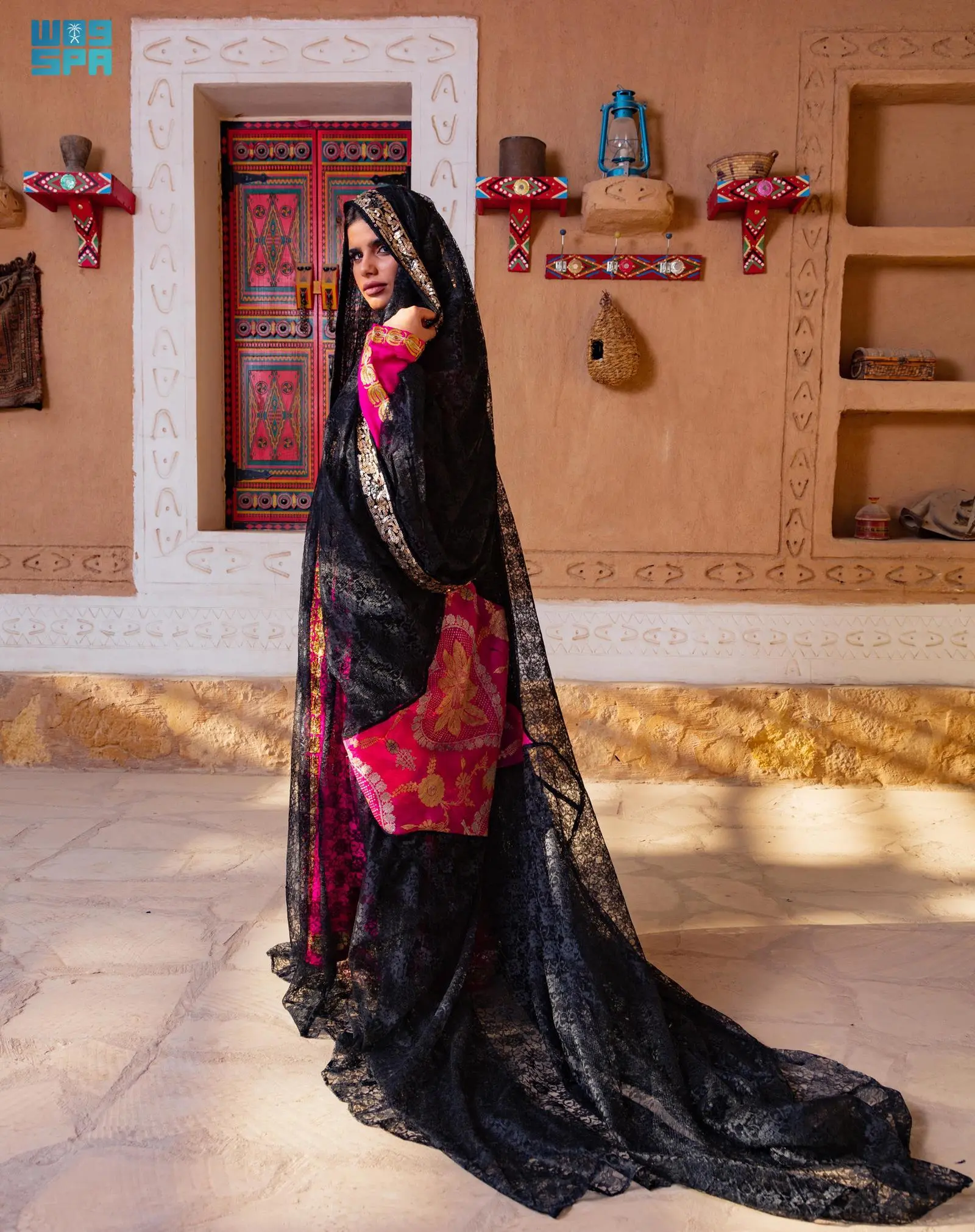 تحت رعاية حرم ولي العهد .. "الدارة" تدشن إصدارا عن الأزياء التقليدية السعودية في الوسطى