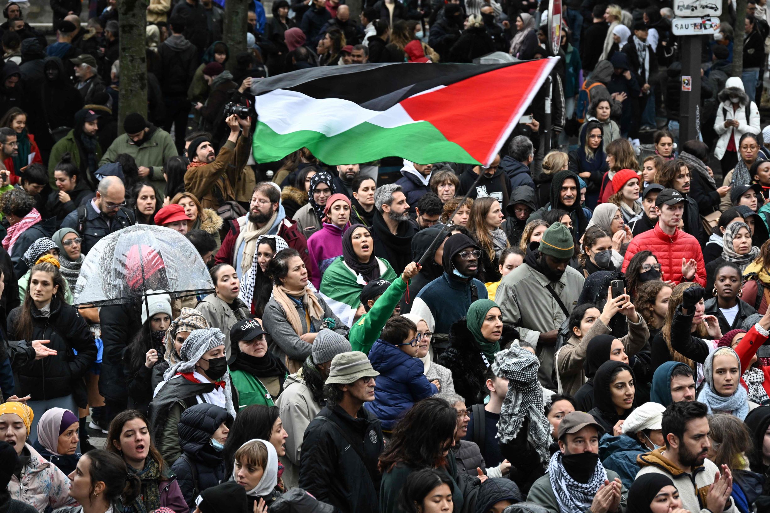 لندن وباريس وبرلين.. آلاف المتظاهرين للمطالبة بوقف الحرب في غزة