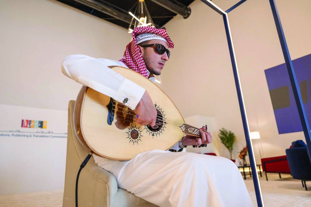 جانب من مشاركات موسيقية وفنية متنوعة.