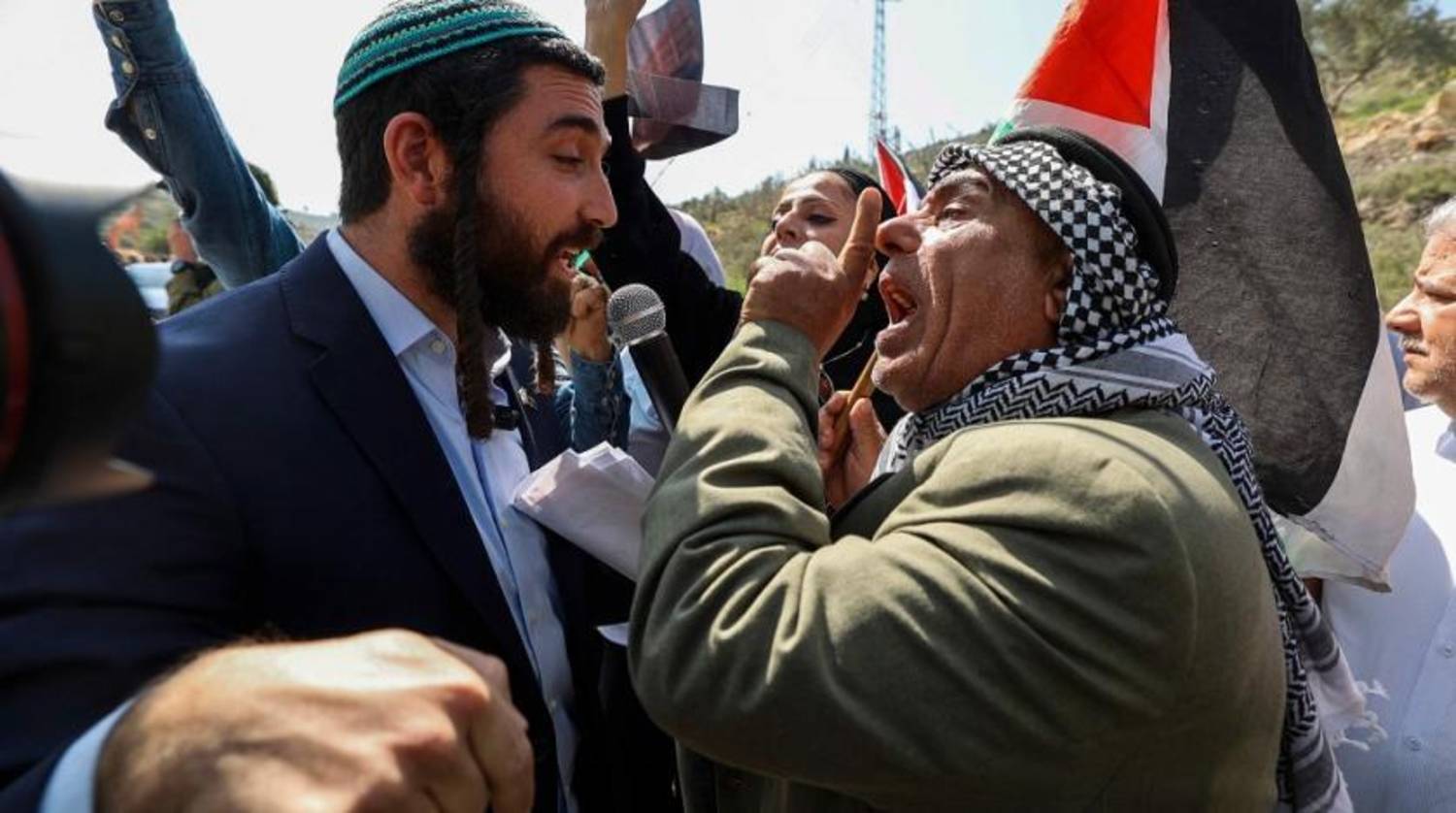 تدهور الأوضاع في الضفة الغربية .. وتزايد هجمات المستوطنين