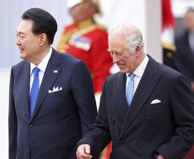Le président coréen en Grande-Bretagne… des négociations de libre-échange et des investissements d’une valeur de 21 milliards de livres sterling