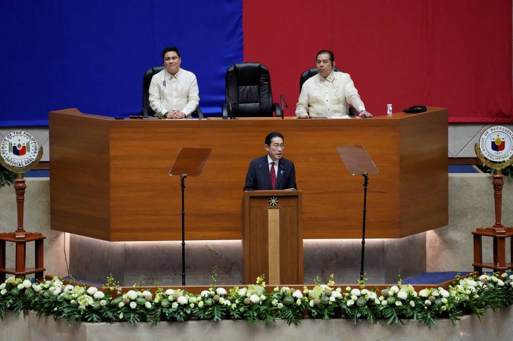 سهم "نتفليكس" يهوي 30% وتفقد 46 مليار دولار من قيمتها السوقية