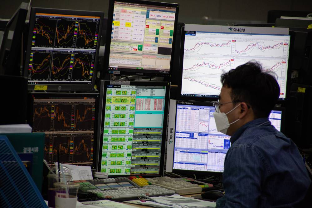 جهود لتحسين سوق السندات في كوريا الجنوبية حيث تعتزم طرح سندات بقيمة 758.8 مليون دولار.