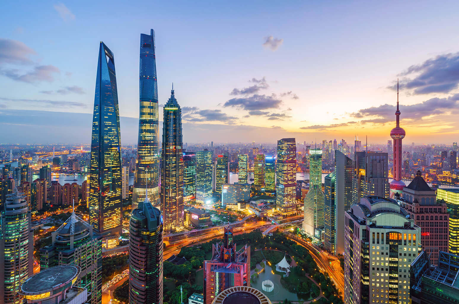 بنك التنمية الآسيوي يرفع توقعات نمو اقتصاد منطقة آسيا والمحيط الهادئ