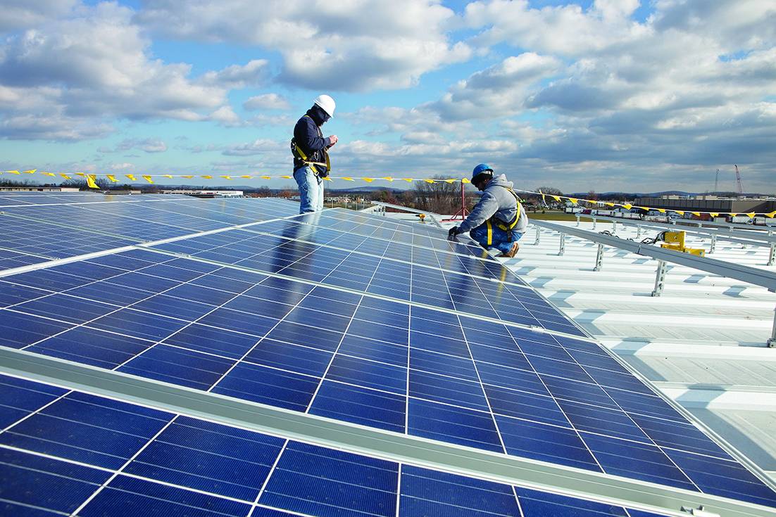 مطالب عالمية بدعم الطاقة المتجددة وتعزيز التحول.