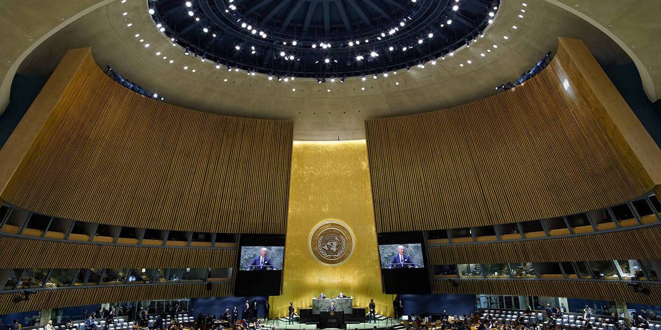 لا يجب أن نتخلى عن الحدس الأخلاقي الذي تقوم عليه حقوق الإنسان.