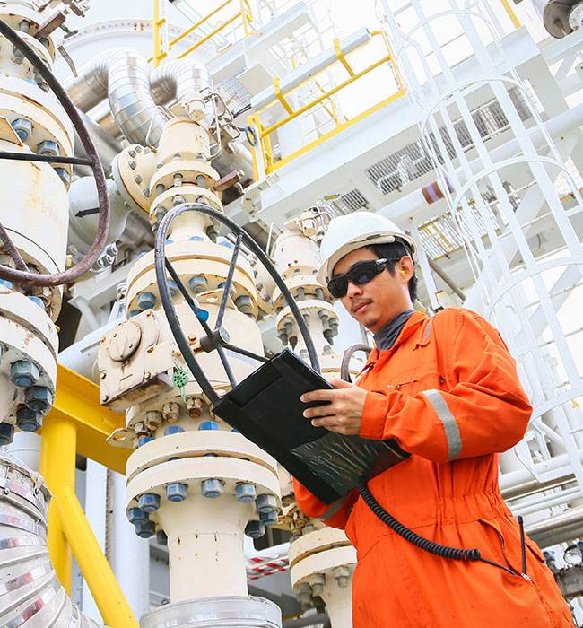 «أوبك +» ينهي الغموض في أسواق النفط .. التخفيضات الطوعية تدعم استقرار الأسعار