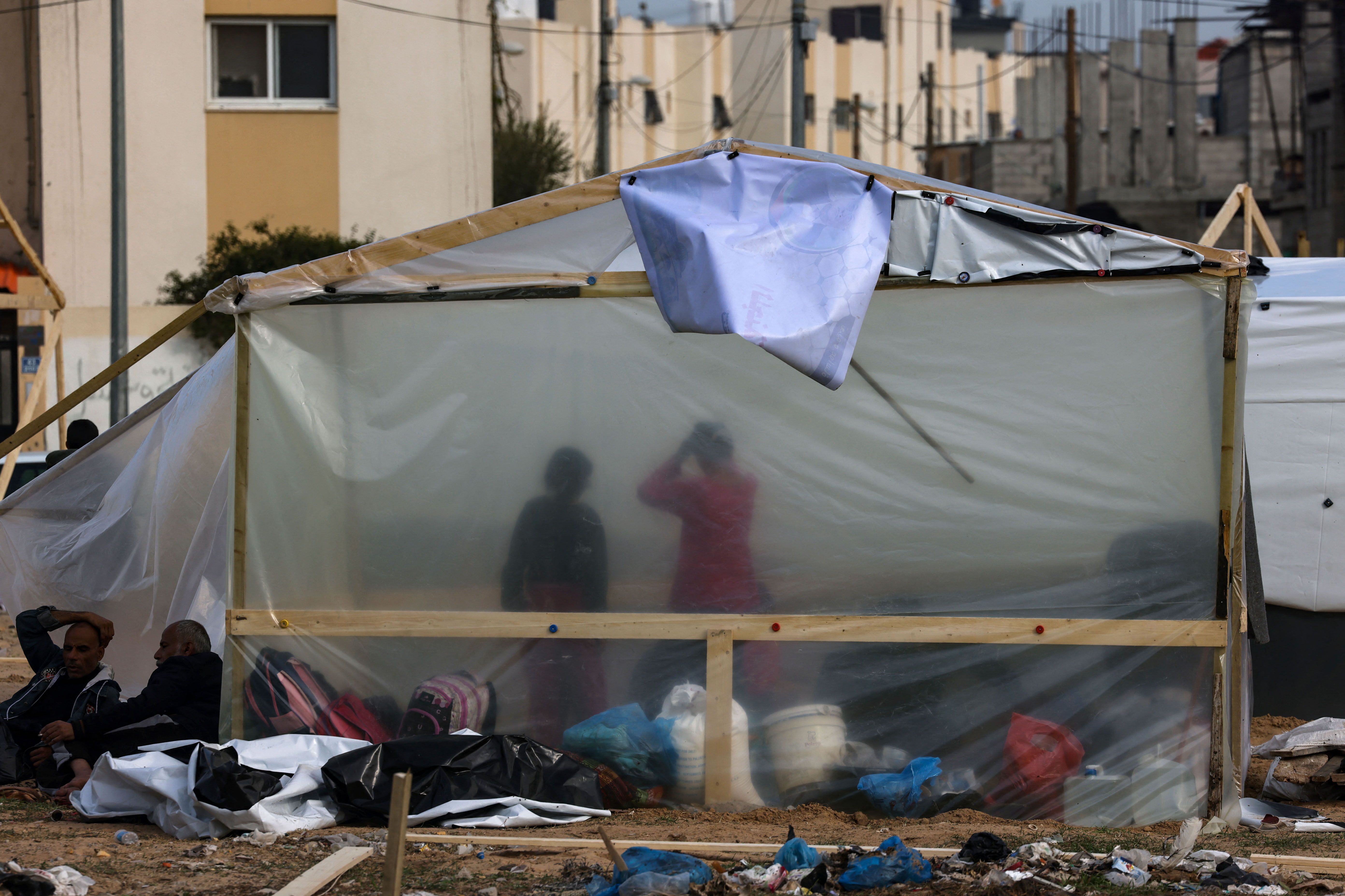 بسبب الحرب .. ارتفاع نسبة الفقر في غزة إلى 90 %