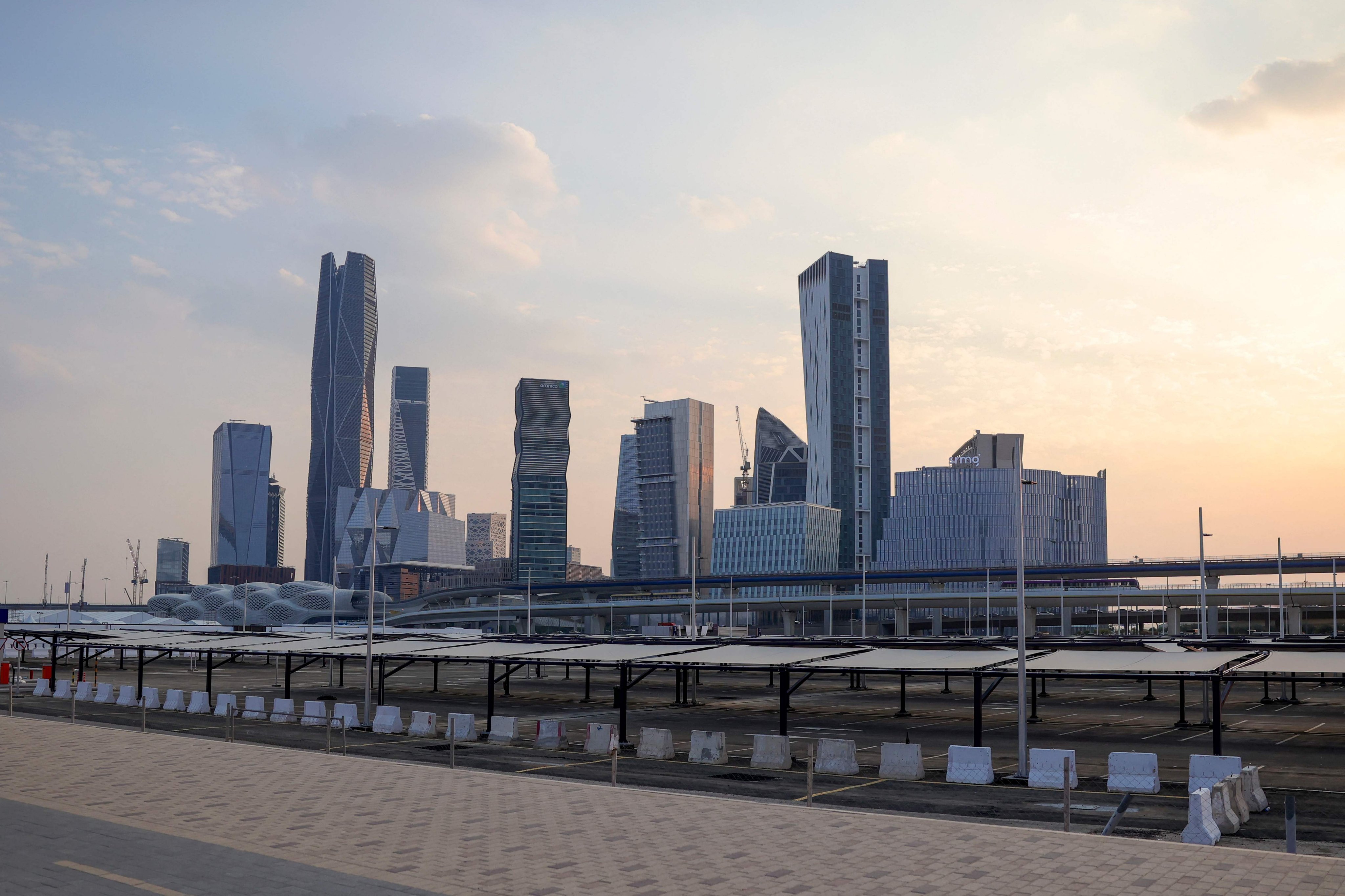 الاقتصاد السعودي يتراجع 4.4 % خلال الربع الثالث