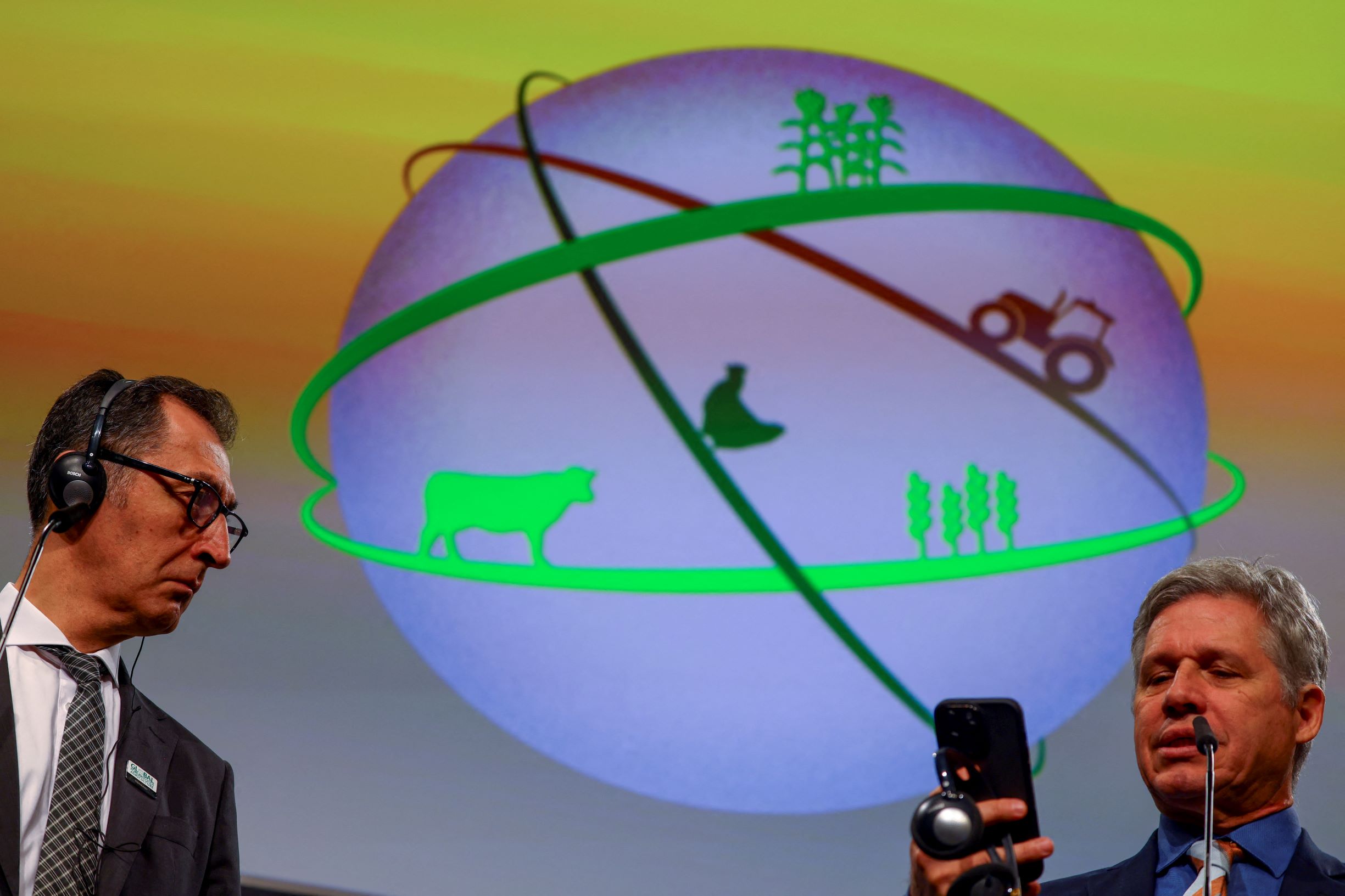 وزير الزراعة الألماني: تأمين الغذاء يشيع السلام في العالم