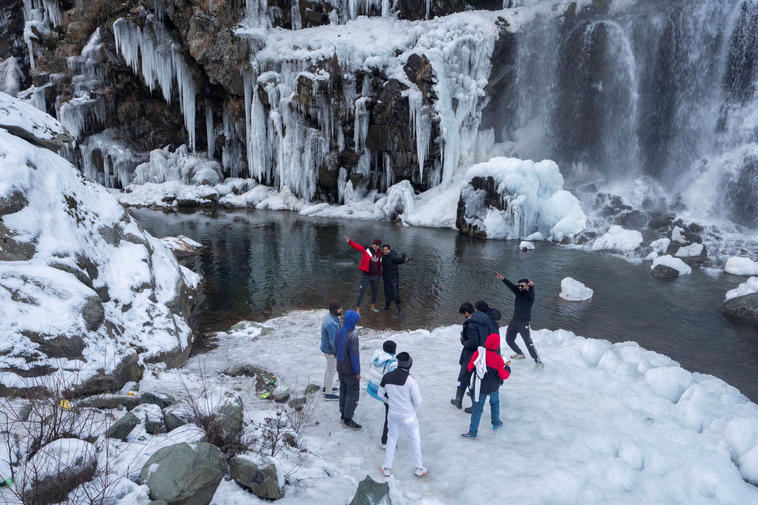 كشمير الهندية .. أرض العجائب الشتوية