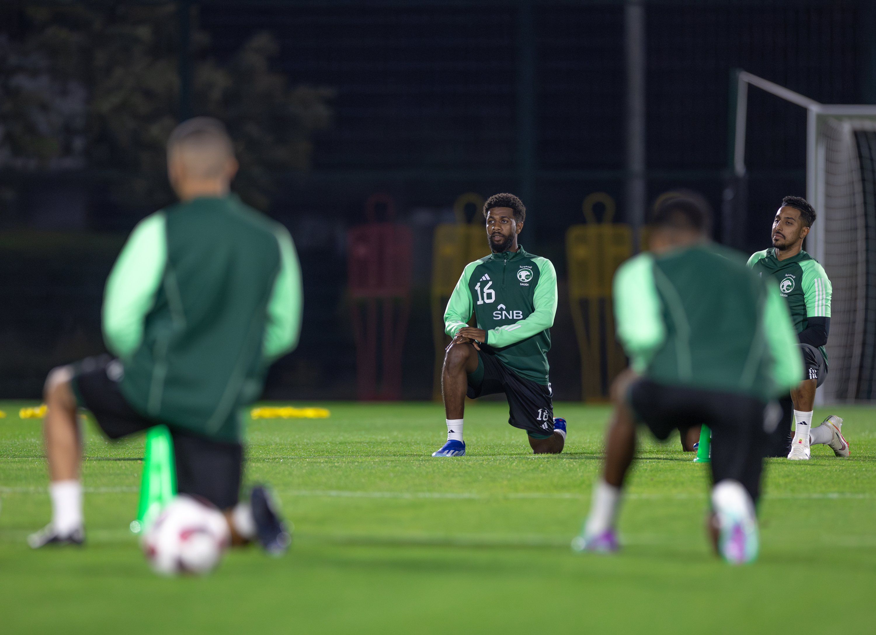 الأخضر في آسيا .. 10 مشاركات و3 ألقاب