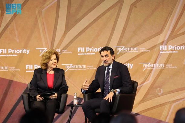 محافظ صندوق الاستثمارات: السعودية مؤهلة لأن تكون مركزا للذكاء الاصطناعي خارج أمريكا