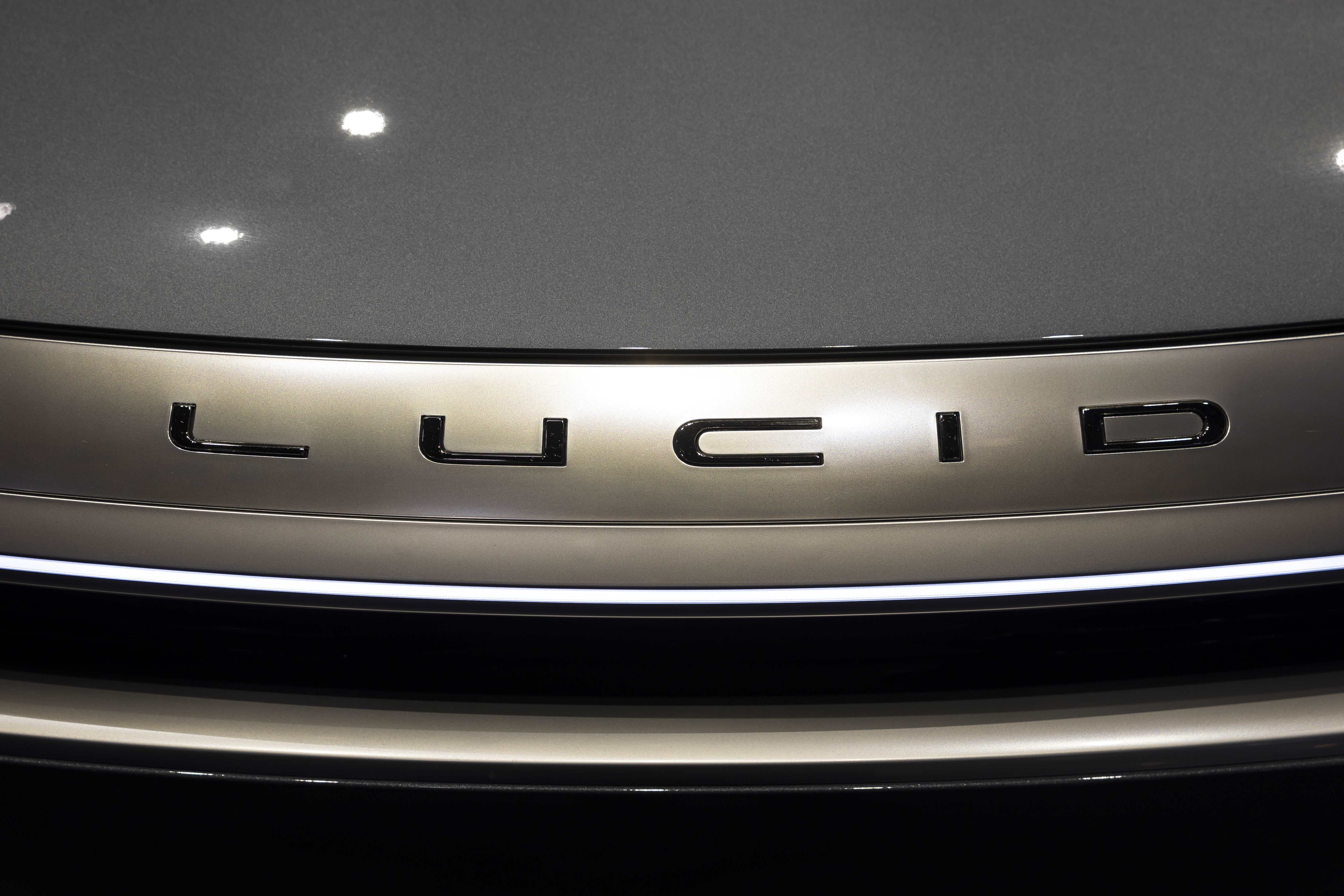 لوسيد الكهربائية تستعد لافتتاح معرض جنيف الدولي للسيارات