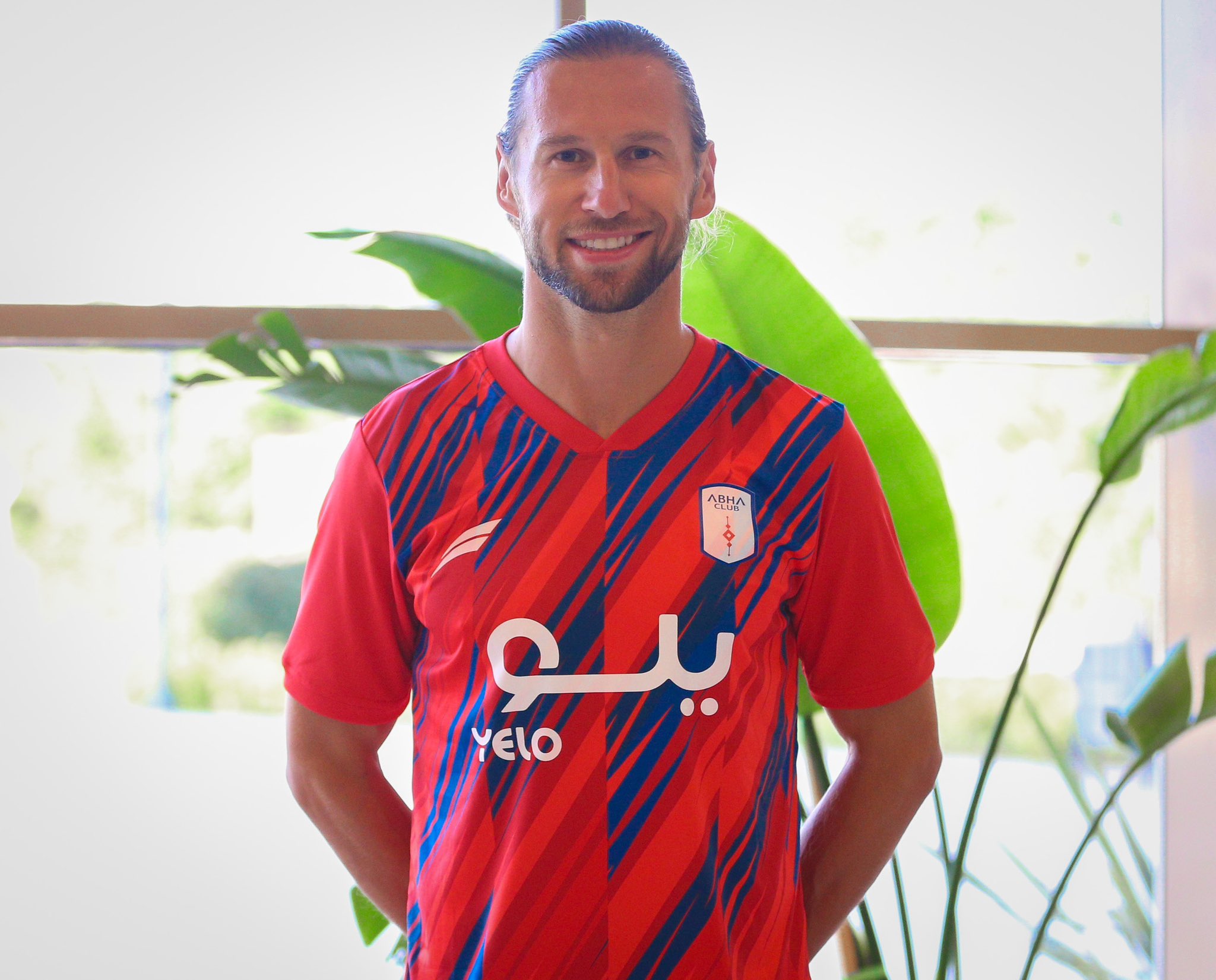 البولندي غجيغوش كريتشوفياك لاعب فريق أبها الأغلى قيمة بـ 18.2 مليون ريال. "مركز أبها الإعلامي"