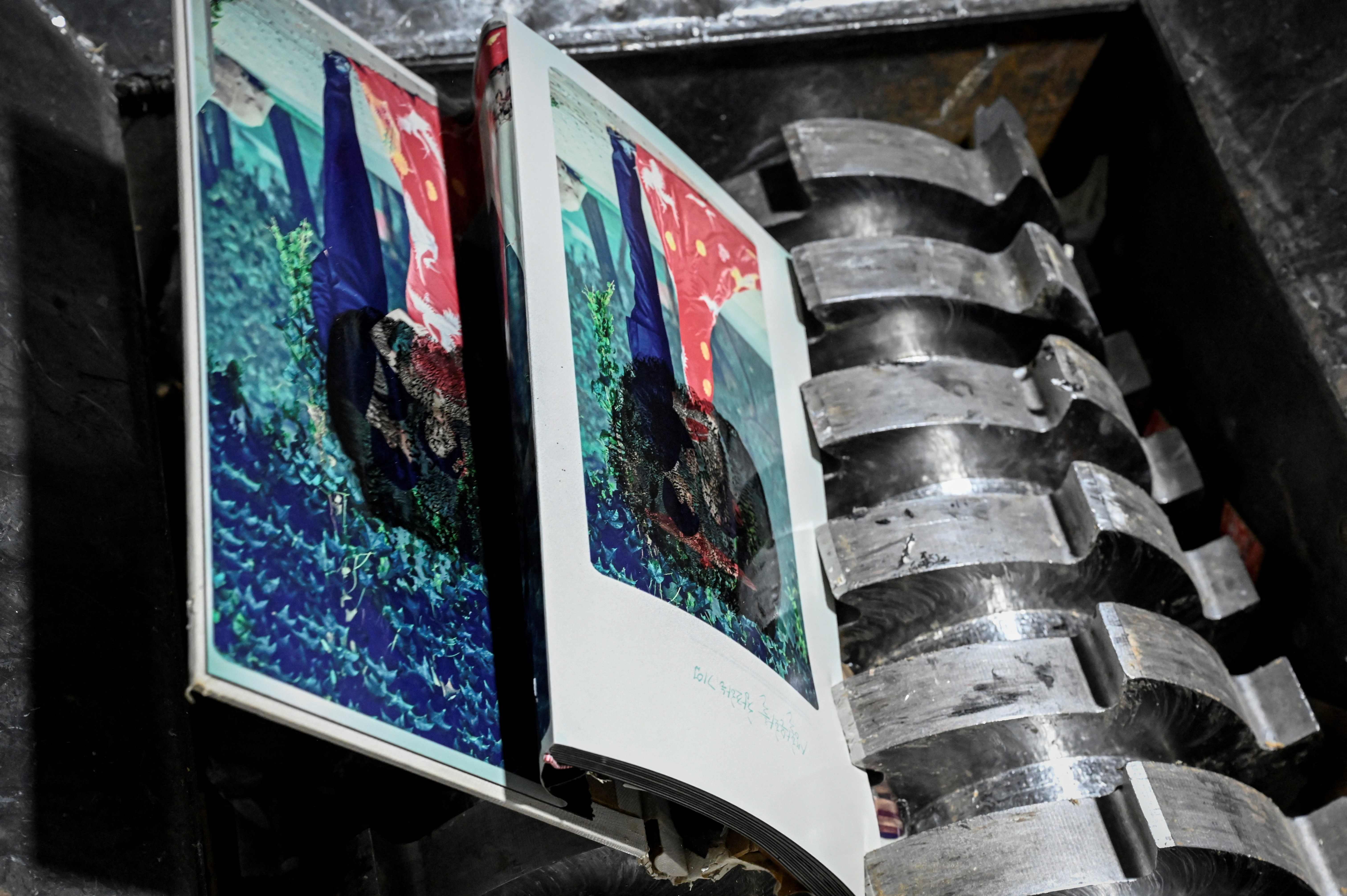 كيف استطاعت شركة صينية إنتاج الطاقة من سحق ذكريات الأزواج؟