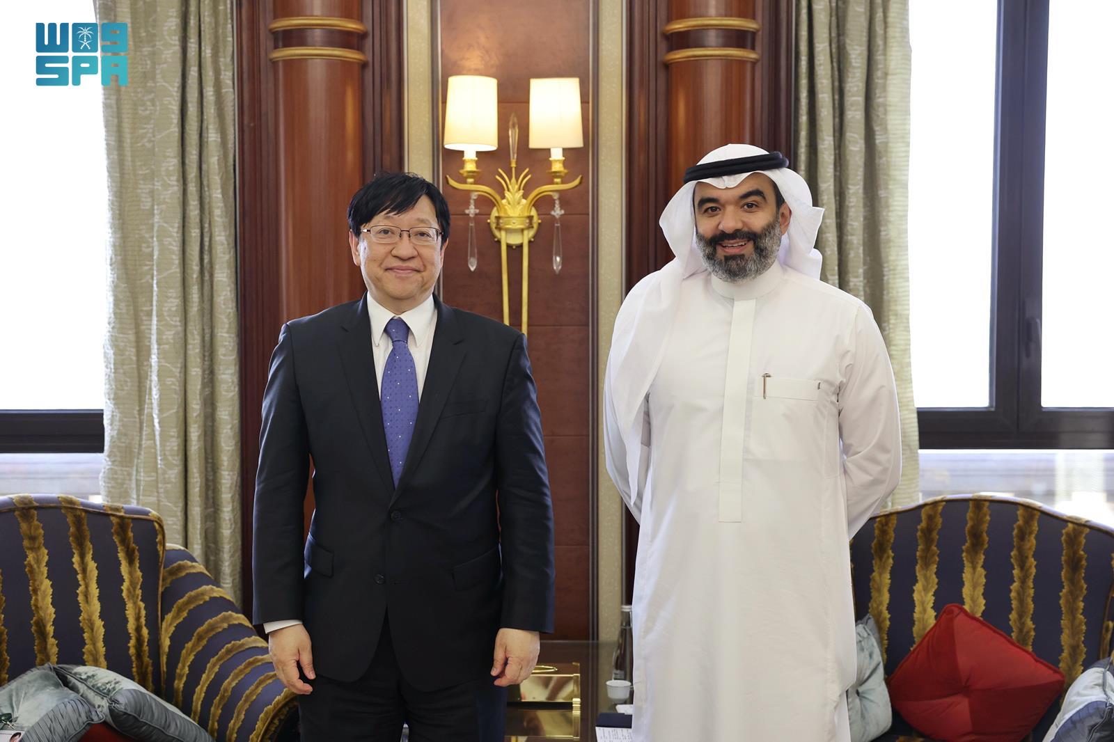 وزير الاتصالات يناقش مع رؤساء كبرى الشركات التقنية العالمية تعزيز الشراكة لتوسيع نمو الاقتصاد الرقمي