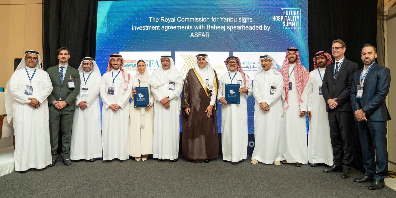 جانب من توقيع اتفاقيات استثمارية بين شركة بهيج وتحالف "عون" و"التميمي" والهيئة الملكية بينبع.