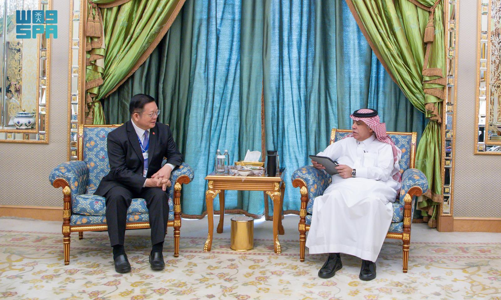 وزير التجارة يبحث فرص توسيع التبادل التجاري مع نظرائه في باكستان ونيجيريا وبنجلادش