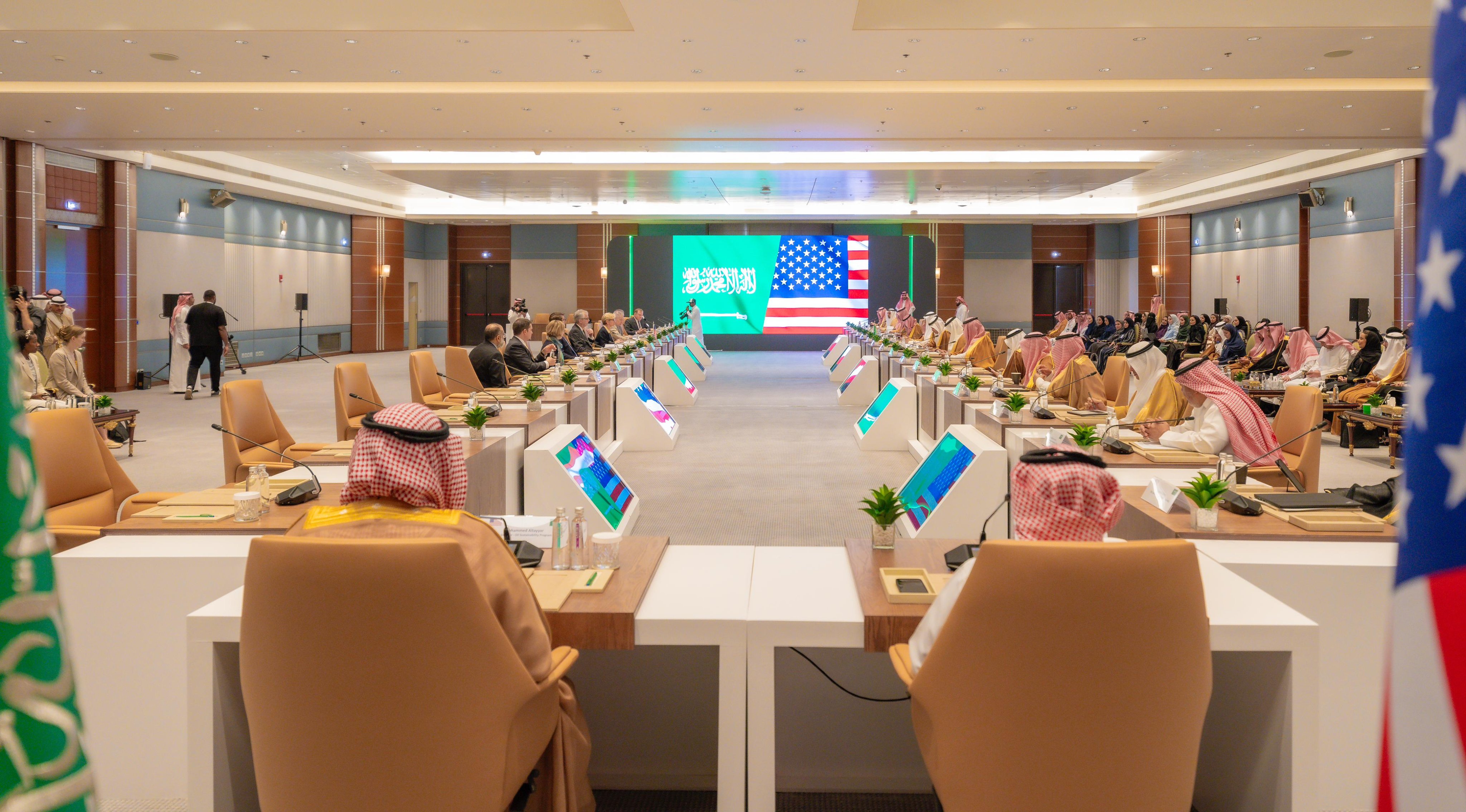 خارطة طريق سعودية أمريكية للتعاون في مجالات الطاقة