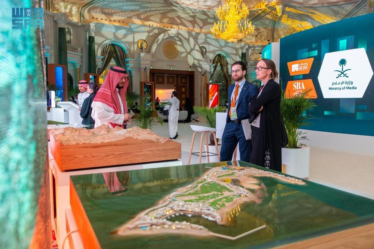 تستهدف السعودية رفع استيعاب مطاراتها لاستقبال أعداد كبيرة من السواح. المصدر: الاقتصادية