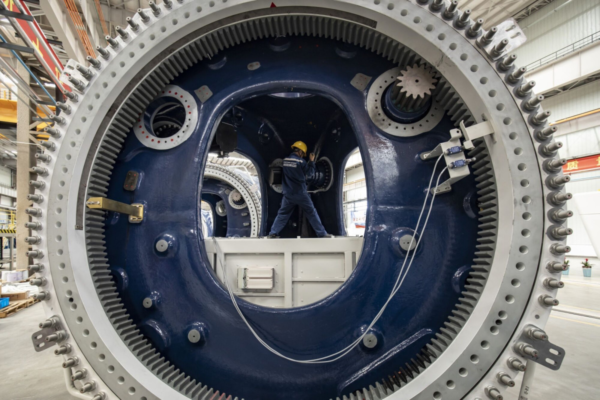 مكونات توربينات الرياح المصنعة في الصين. "بلومبرغ"