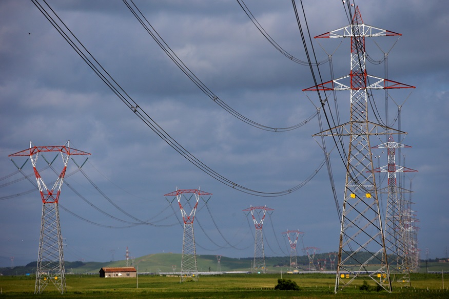 مصدر الإماراتية للطاقة المتجددة تستحوذ على تيرنا إنرجي اليونانية مقابل 2.4 مليار يورو