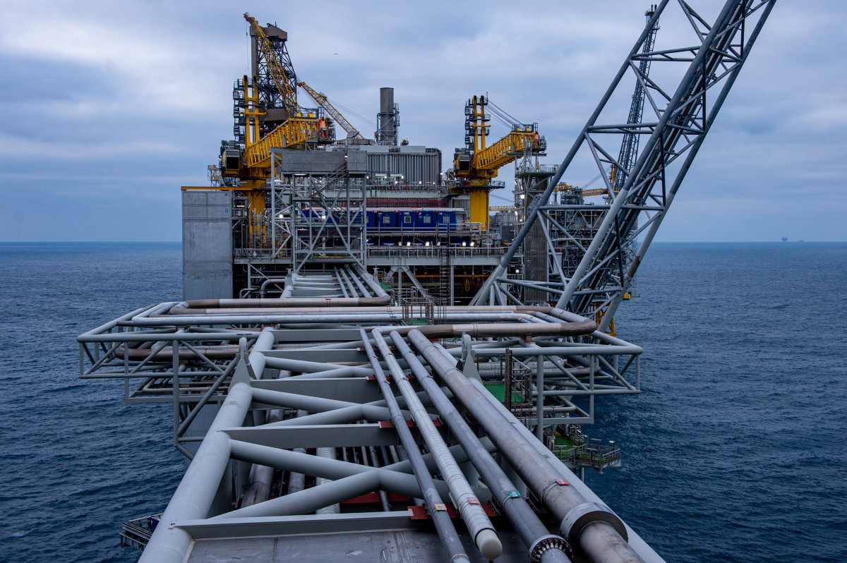 منصة بحرية للتنقيب عن النفط. "بلومبرغ"