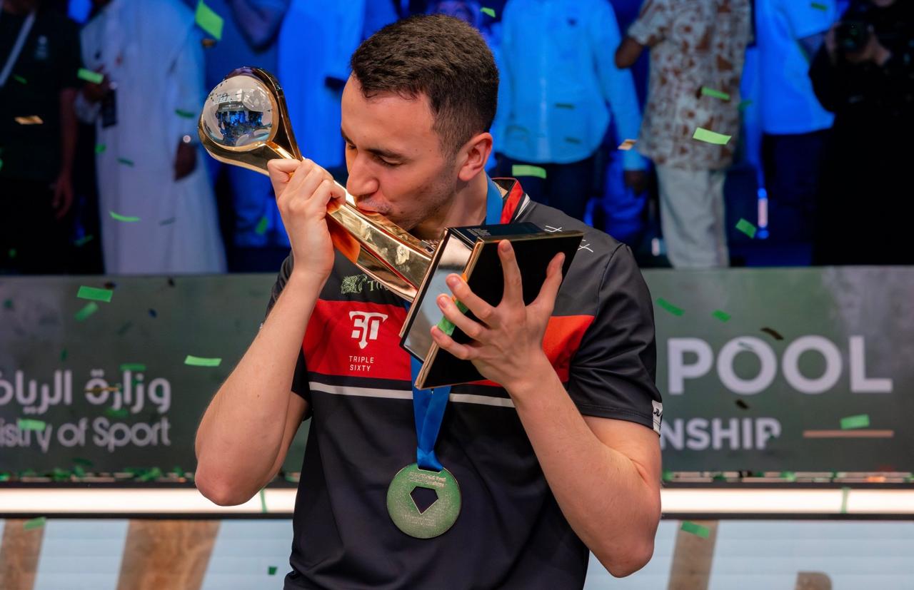  جورست يتوج بجائزة بطولة العالم للبلياردو (9كرات) في نسختها الـ 33 في جدة.