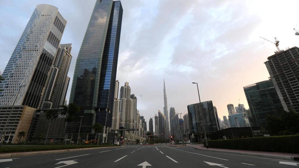 FILE PHOTO: A general view of Business Bay area in Dubai, United Arab Emirates, March 28, 2020. REUTERS/Satish Kumar/File Photo