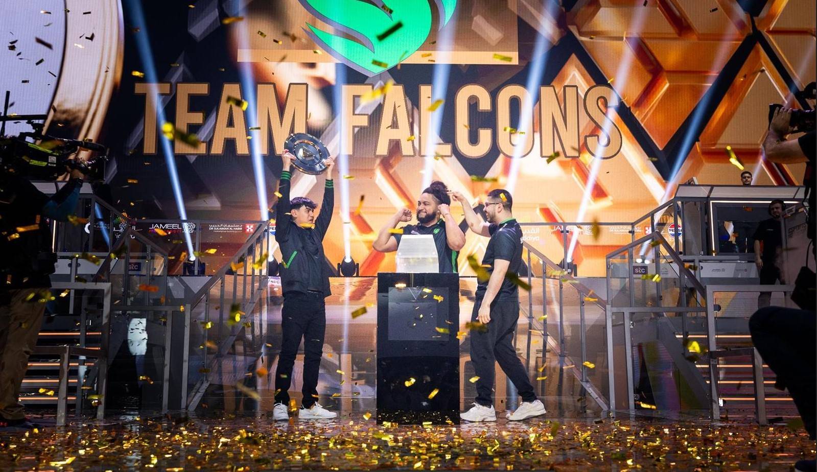 فالكونز خلال مسيرته في الأسابيع السبعة الماضية شارك في 14 بطولة. "واس"