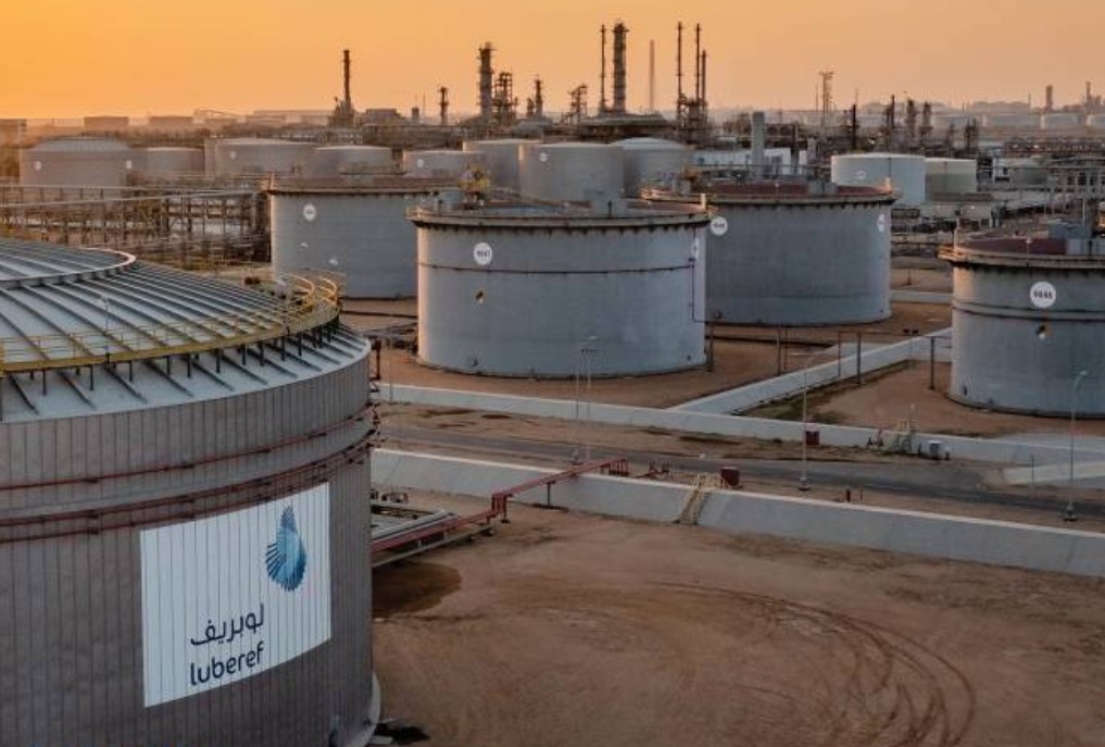 أرباح "لوبريف" تتراجع 34.2% في الربع الثاني نتيجة انخفاض هوامش تكسير الزيوت