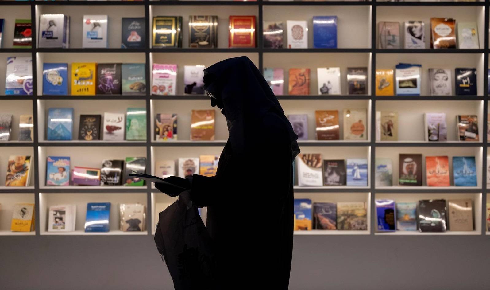 دور النشر الكبيرة في الغرب تدفع 100 مليون دولار فقط للحماية الأمنية لنتاجها الفكري من القرصنة. واس