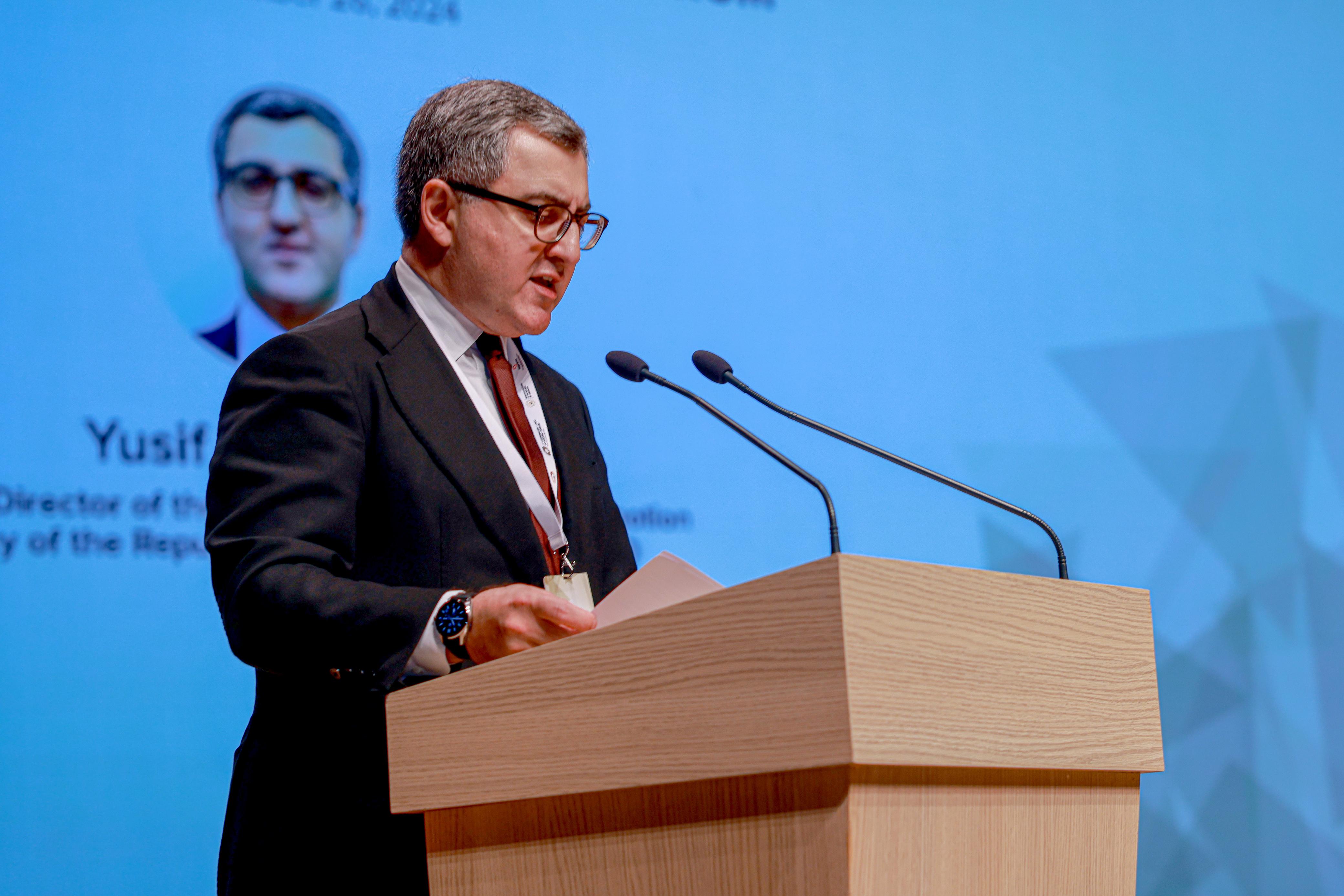 يوسف عبداللاوف مدير المناطق الحرة الأذربيجاني