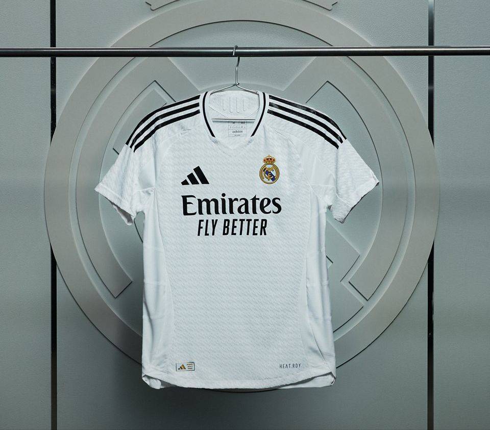 قميص ريال مدريد الأعلى سعرا في العالم بـ 185 يورو. نادي ريال مدريد