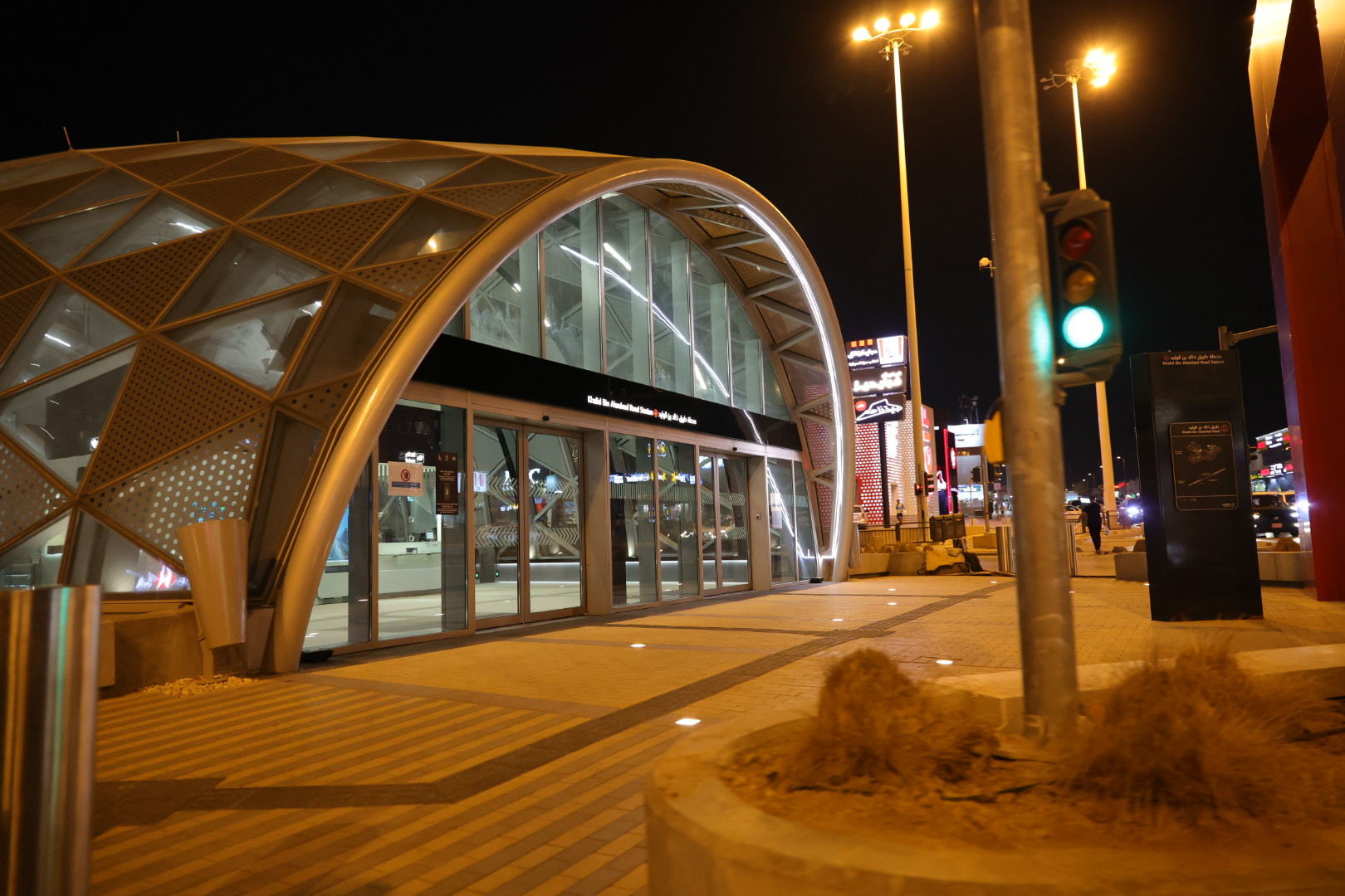 "الاقتصادية" تستكشف مترو الرياض وتأثيراته في اقتصاد العاصمة