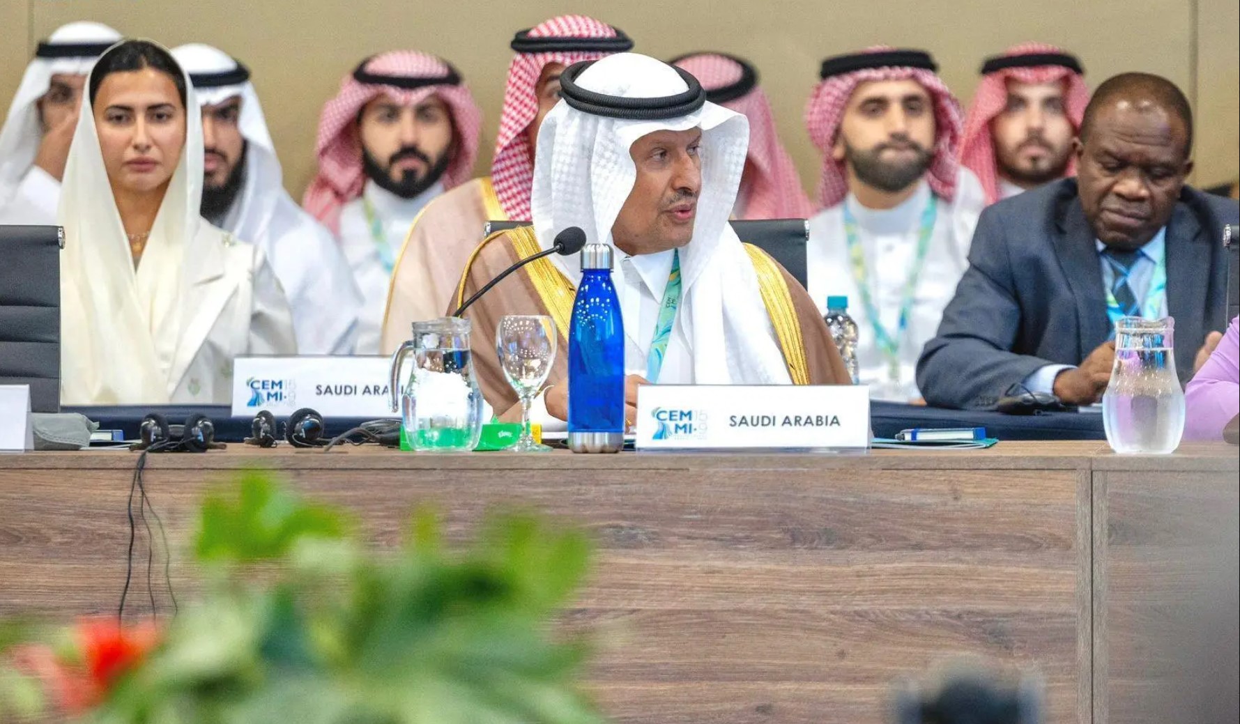 وزير الطاقة الأمير عبدالعزيز بن سلمان خلال الاجتماع الوزاري لتحولات الطاقة في البرازيل.