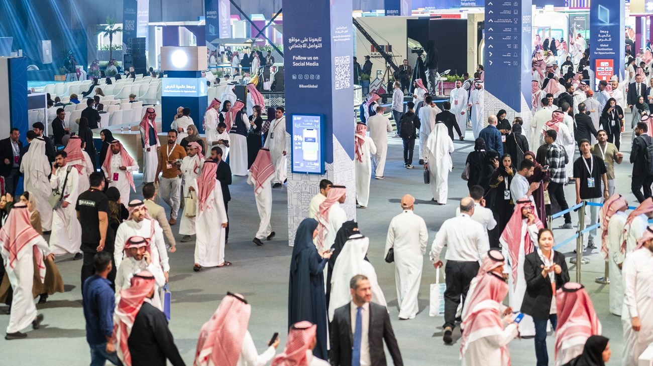 حلبة المستثمرين شهدت مشاركة 115 رائد أعمال.